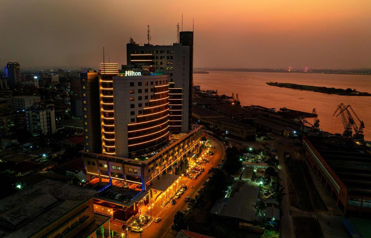 Hilton Kinshasa Hotel Eksteriør billede