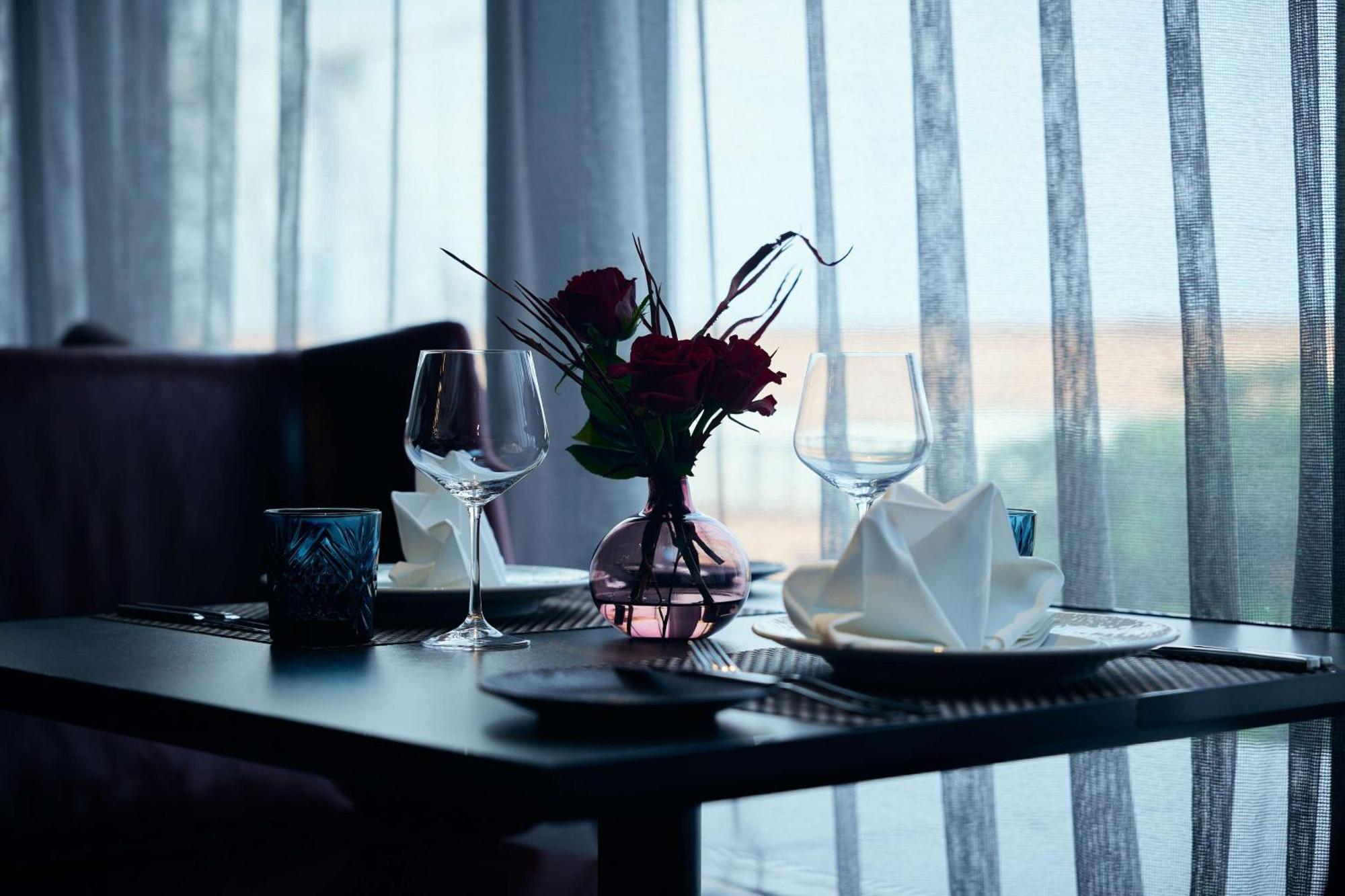 Hilton Kinshasa Hotel Eksteriør billede